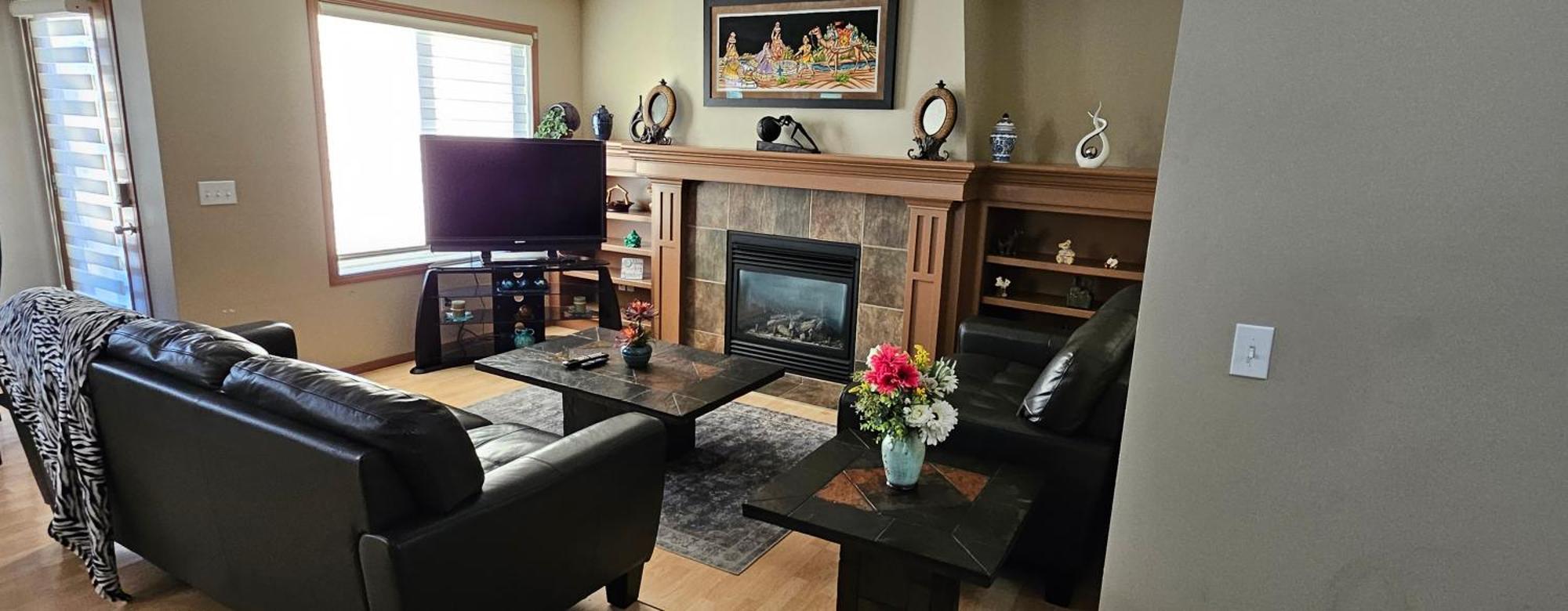 Spacious Comfortable Air-Conditioned. Near Airport! YYC Exteriér fotografie